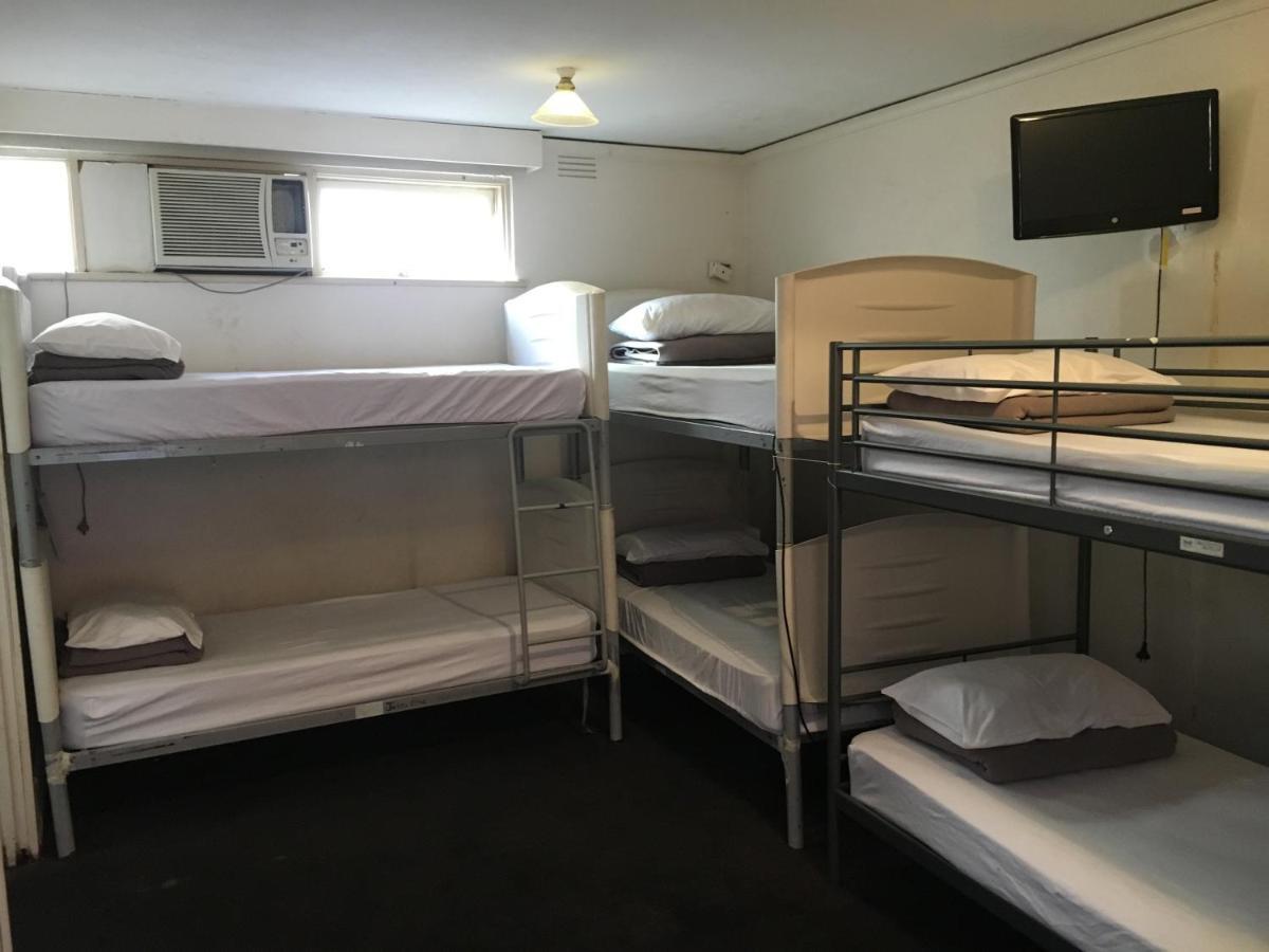 Bed in 6-Bed Mixed Dormitory Room with Private Bathroom